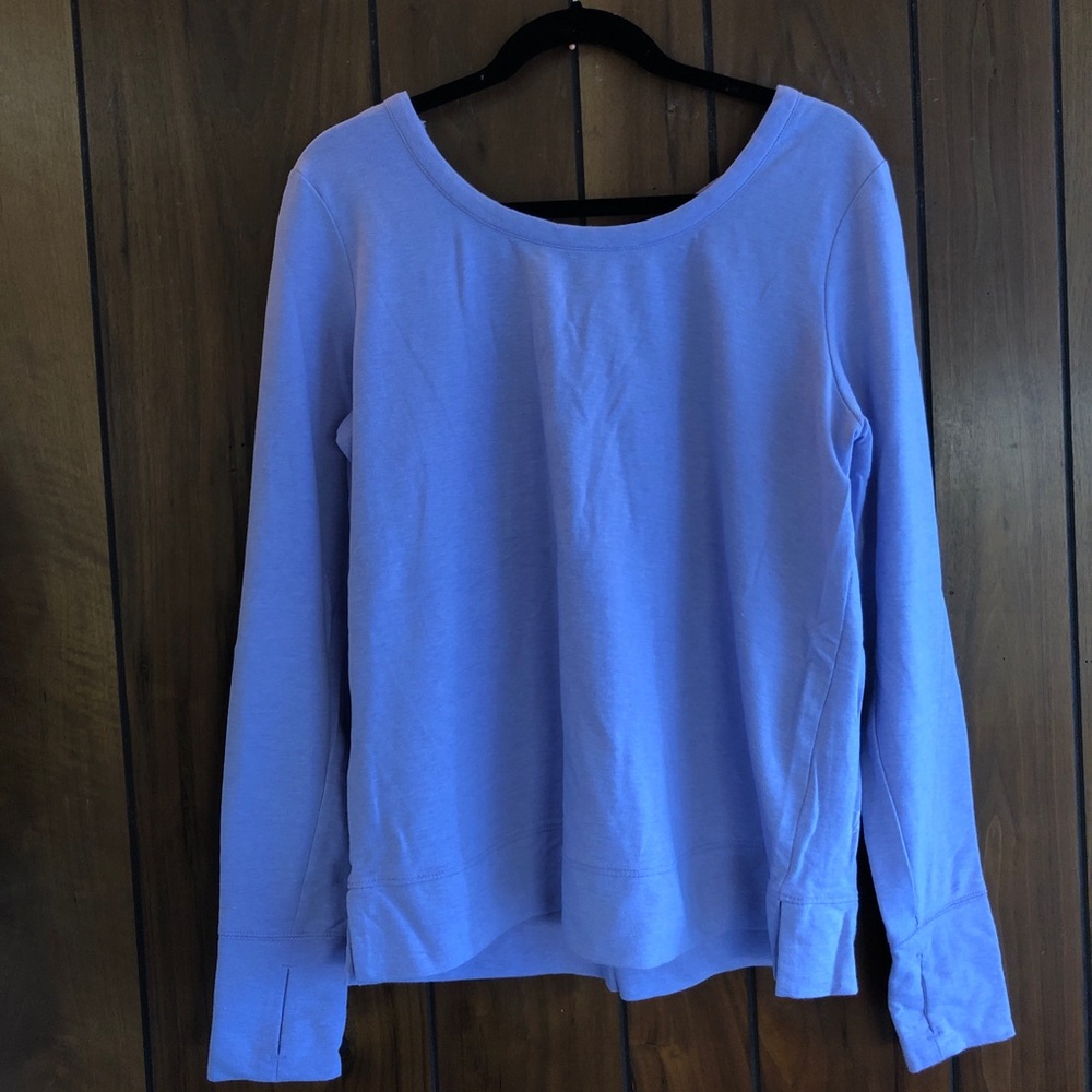 Detail back lavender workout pullover